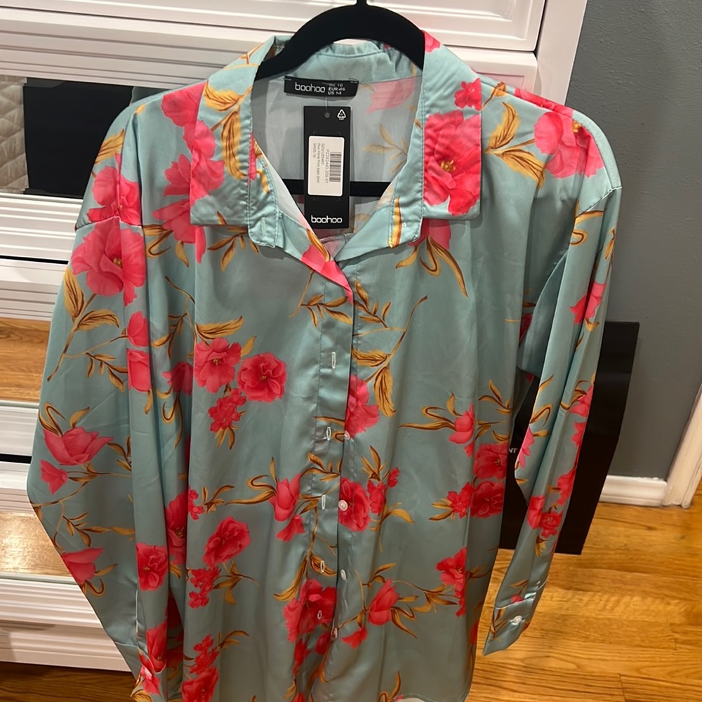 Boo-Hoo floral print satin shirt